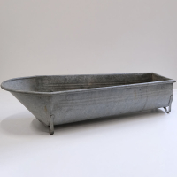 Gammelt badekar i zink